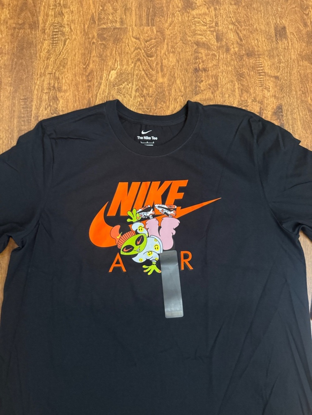 Nike Men’s Black Short Sleeve Tee with Orange Swoosh Multicolor Graphic Size L - Picture 3 of 16